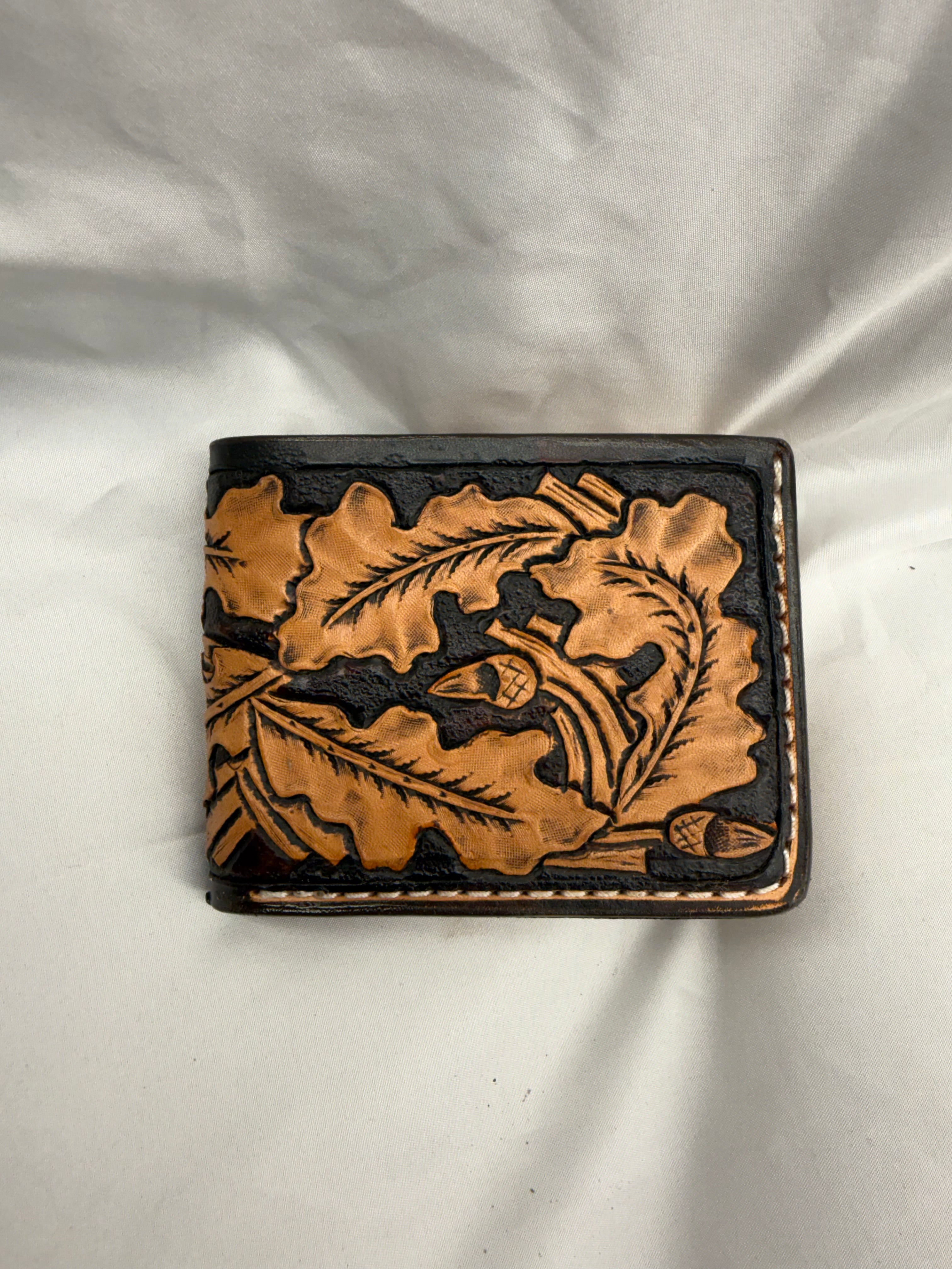 Bifold Leather Wallet Oak Leaf Two Tone Cordovan