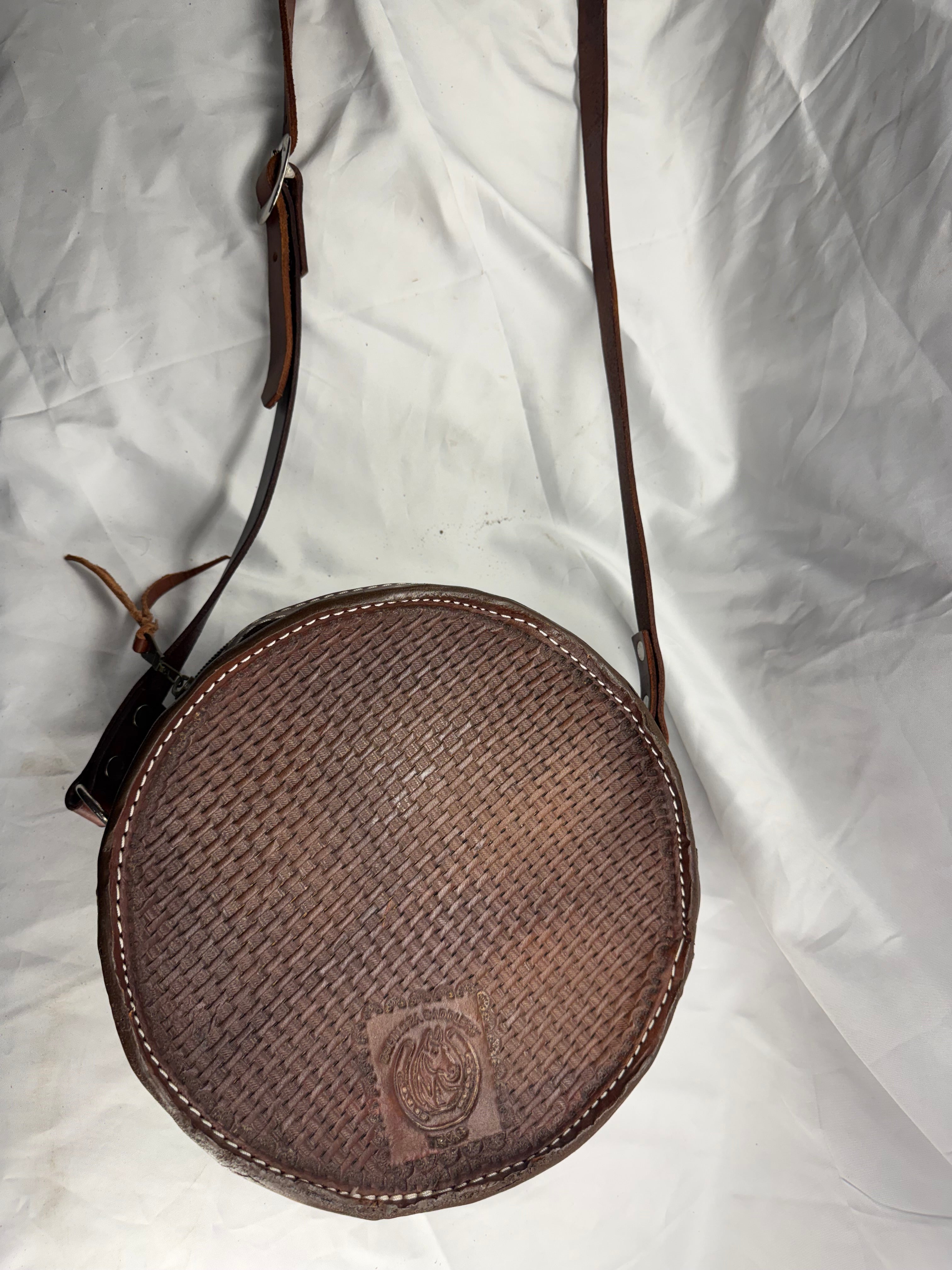 Feather Canteen Round Purse