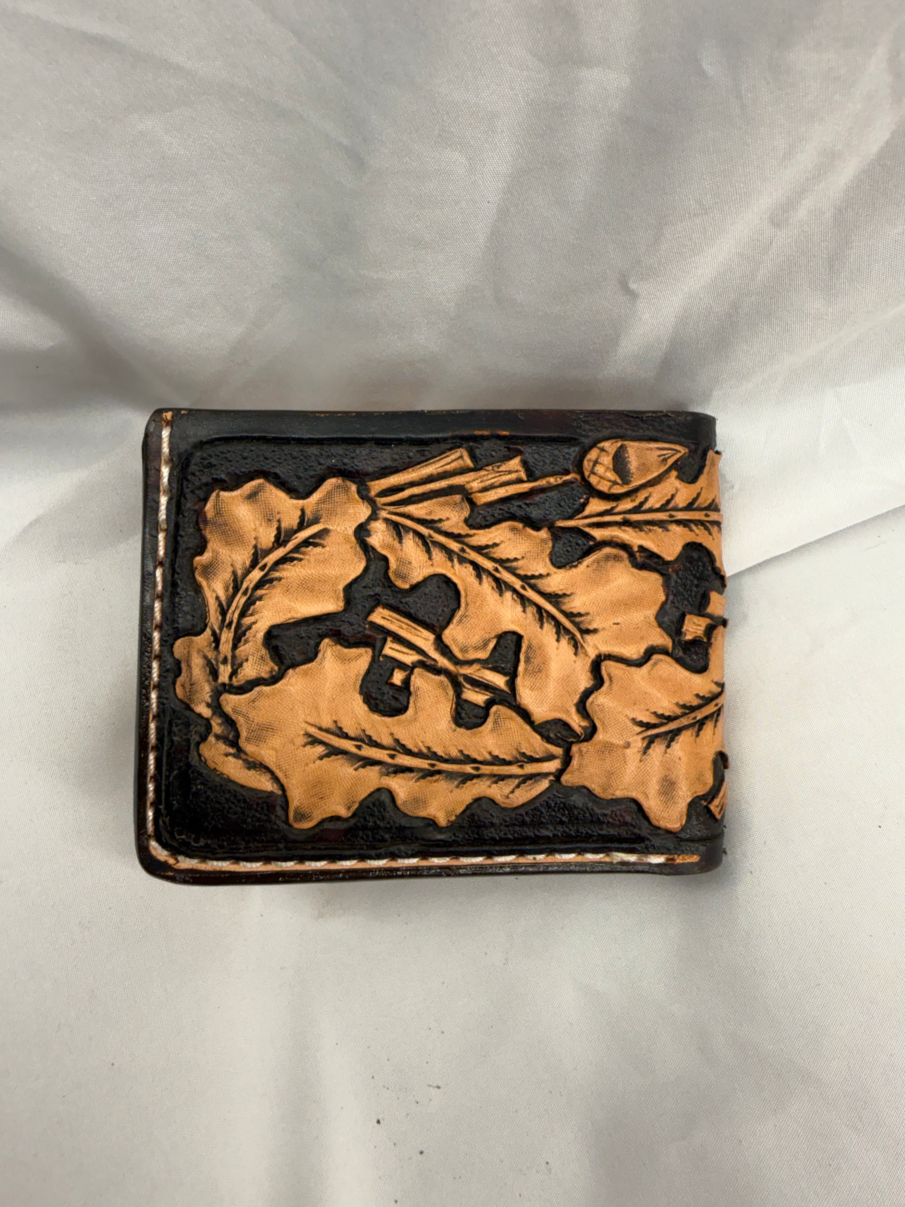 Bifold Leather Wallet Oak Leaf Two Tone Cordovan